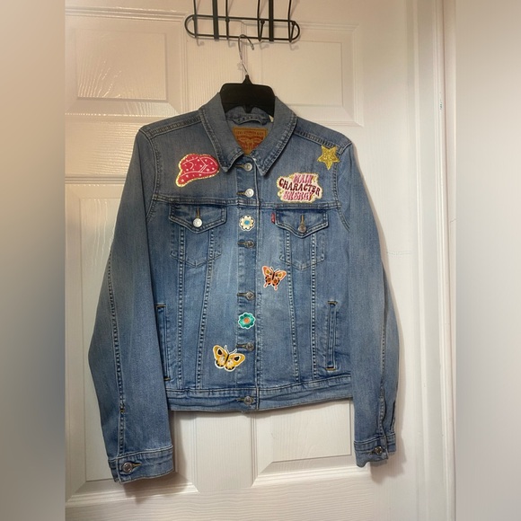 Era’s Tour Inspired Patch Levi’s Jean Jacket - Picture 2 of 5